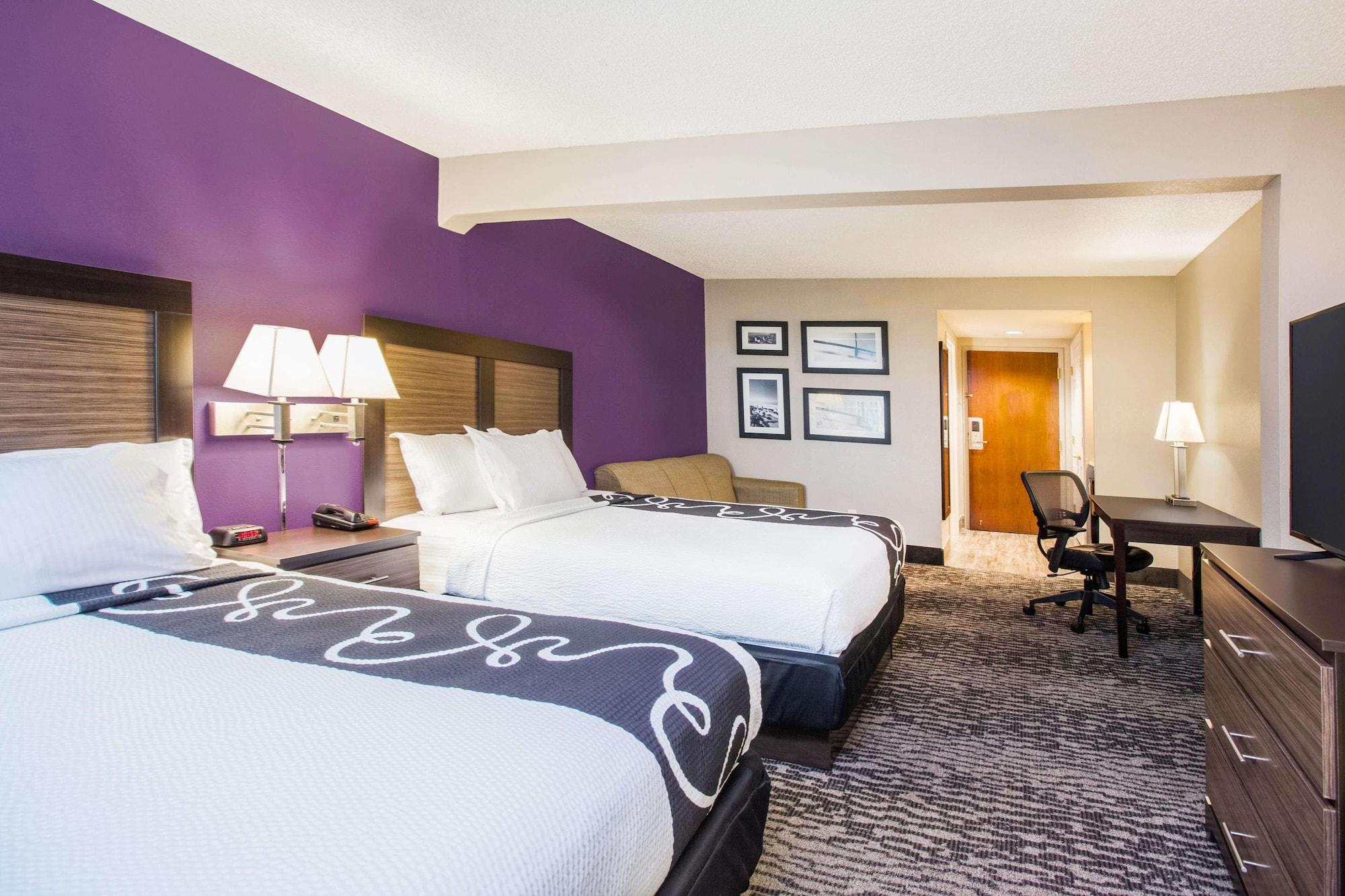 La Quinta By Wyndham Clearwater South Hotel Bagian luar foto