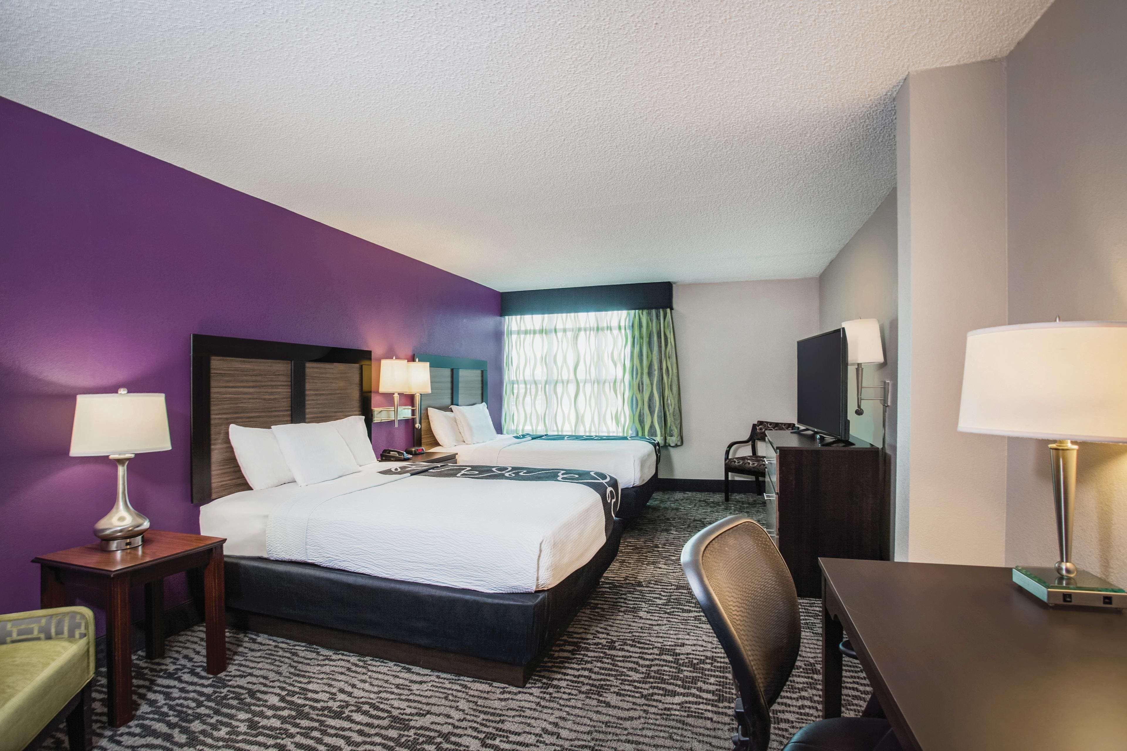 La Quinta By Wyndham Clearwater South Hotel Bagian luar foto
