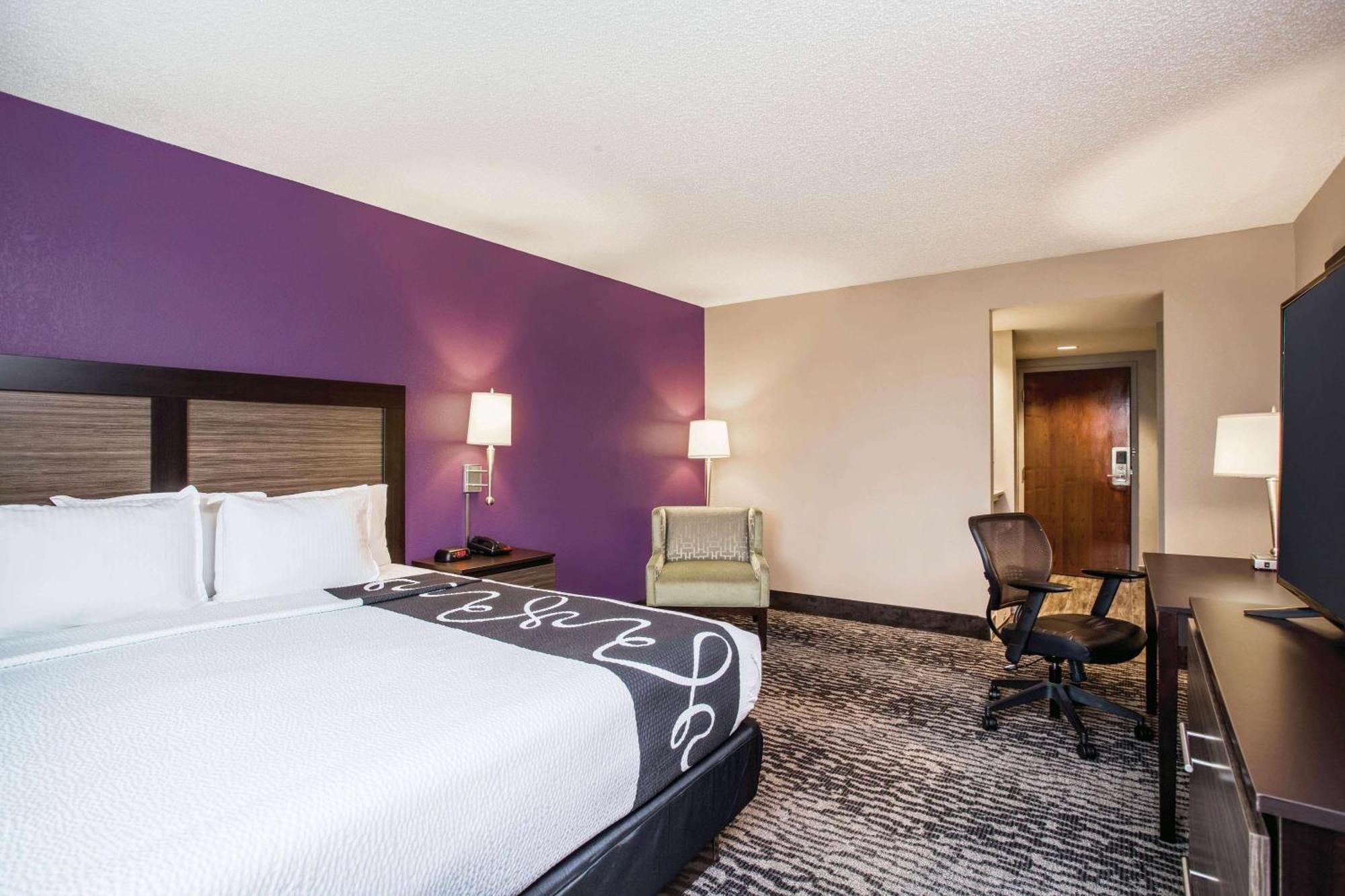 La Quinta By Wyndham Clearwater South Hotel Bagian luar foto