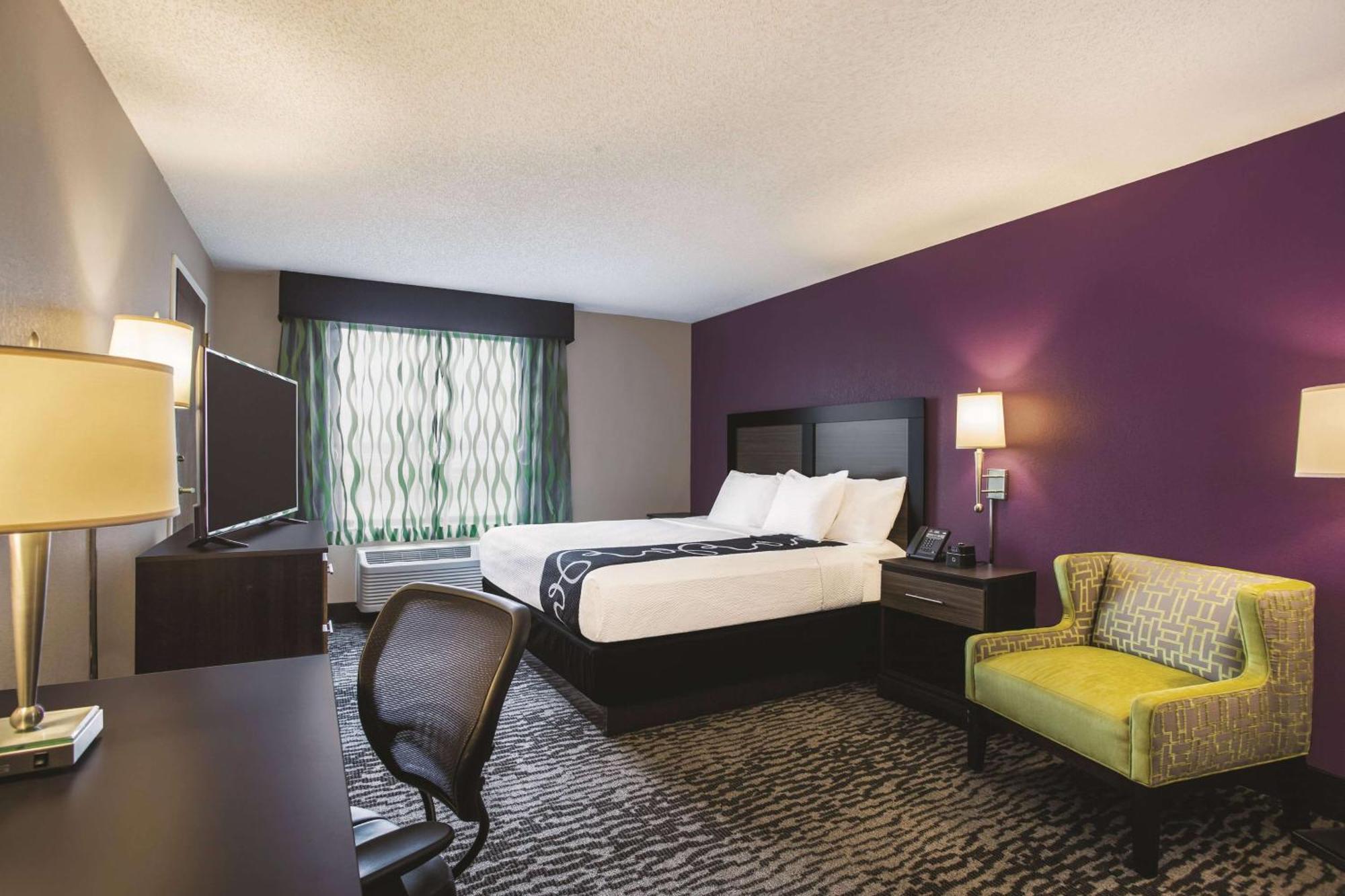 La Quinta By Wyndham Clearwater South Hotel Bagian luar foto
