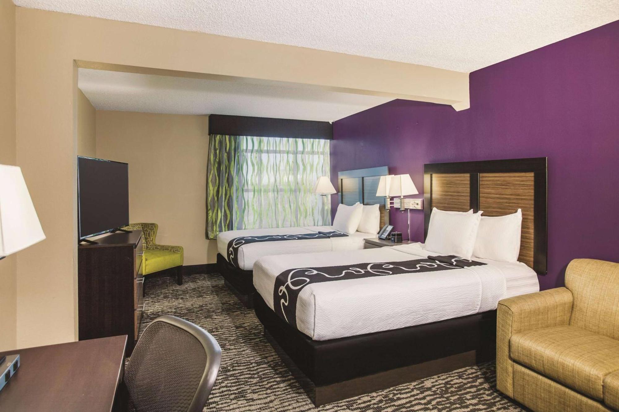 La Quinta By Wyndham Clearwater South Hotel Bagian luar foto