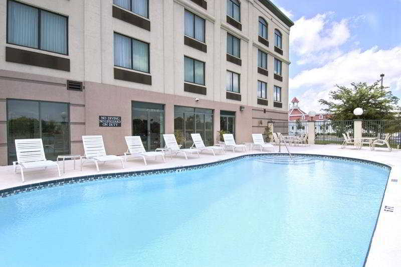 La Quinta By Wyndham Clearwater South Hotel Bagian luar foto