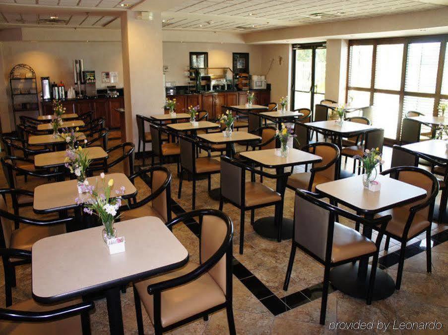 La Quinta By Wyndham Clearwater South Hotel Bagian luar foto